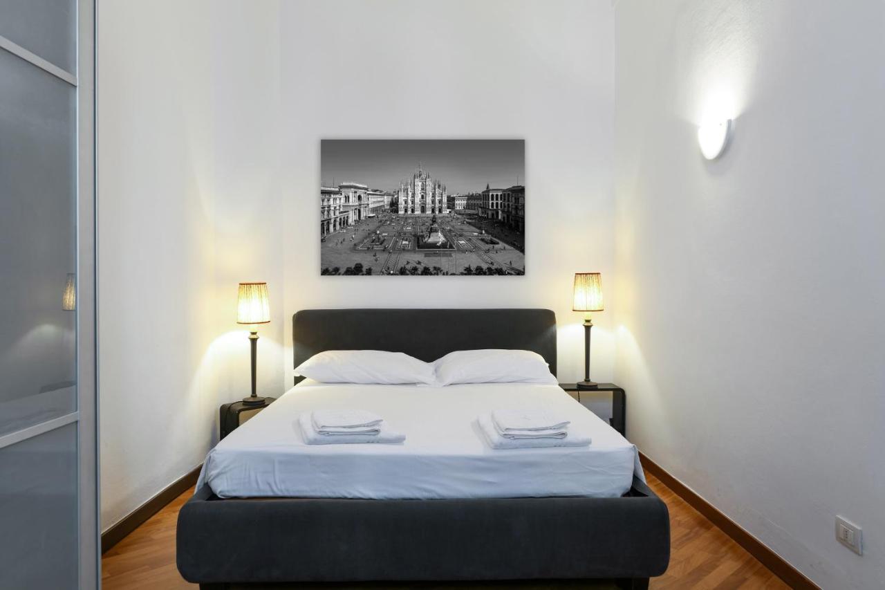 Charming San Babila Apt. Milan