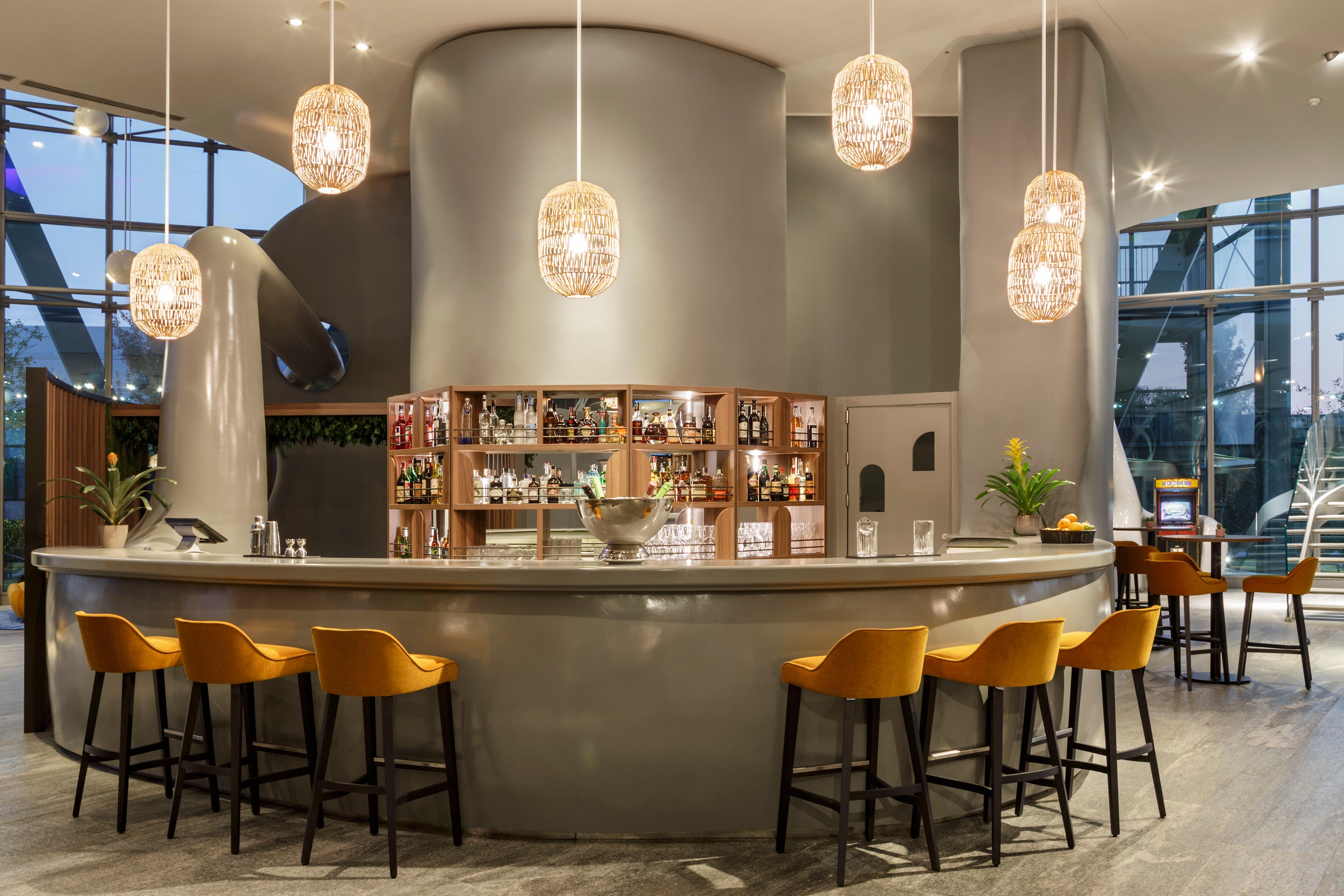 Hotel Voco Milan-fiere By Ihg 4*
