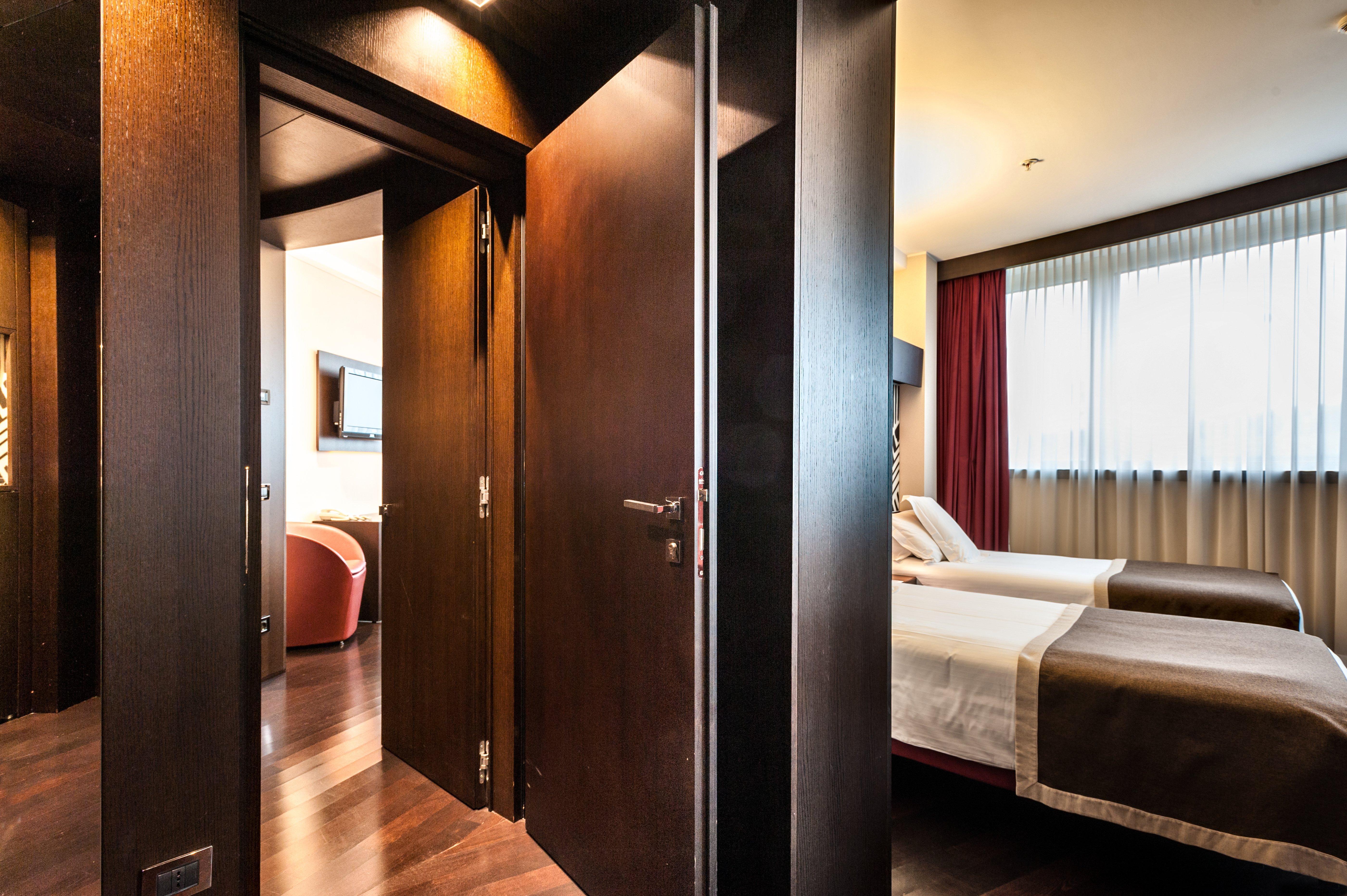 Crowne Plaza By Ihg