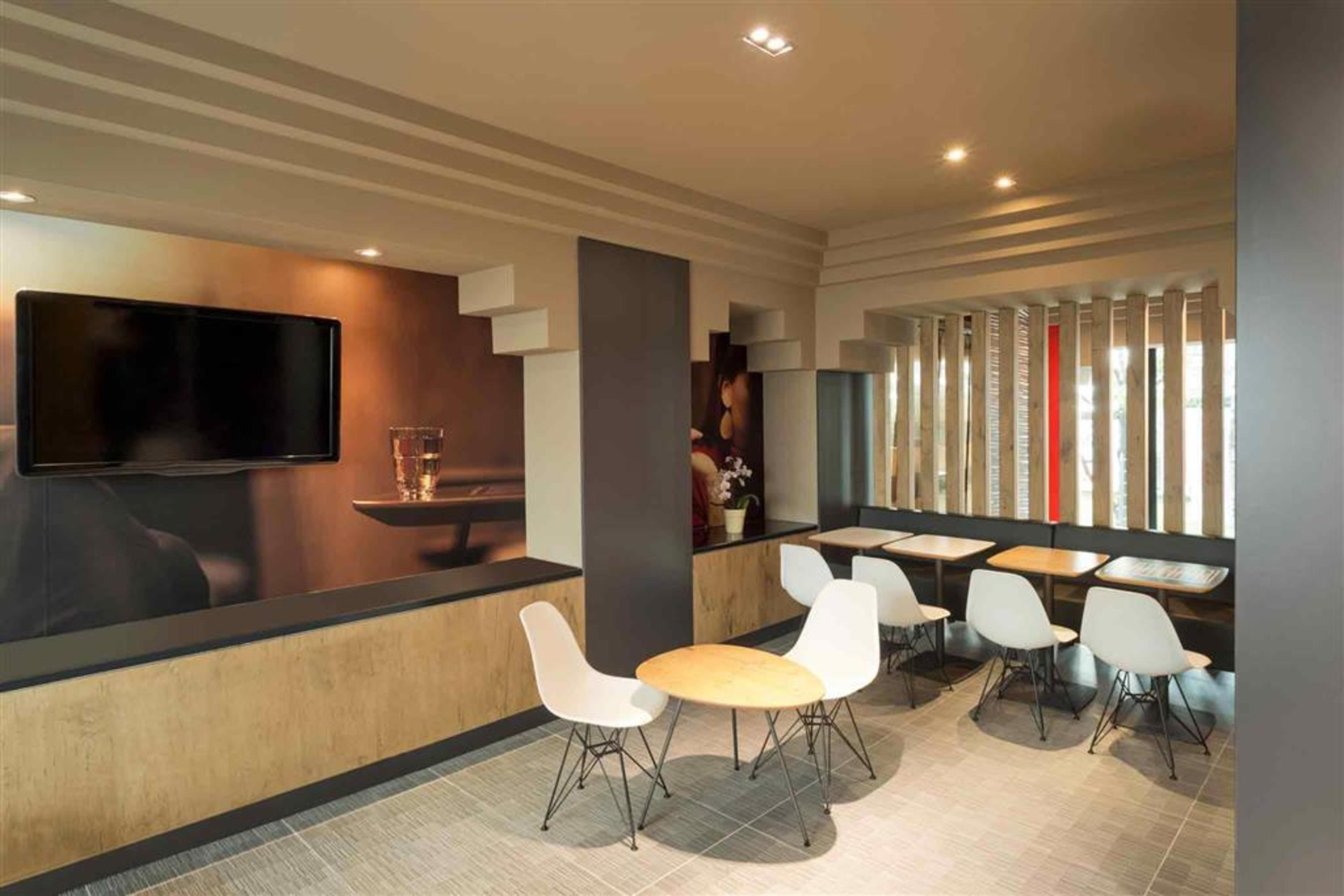 Ibis Centro Hotel Milan