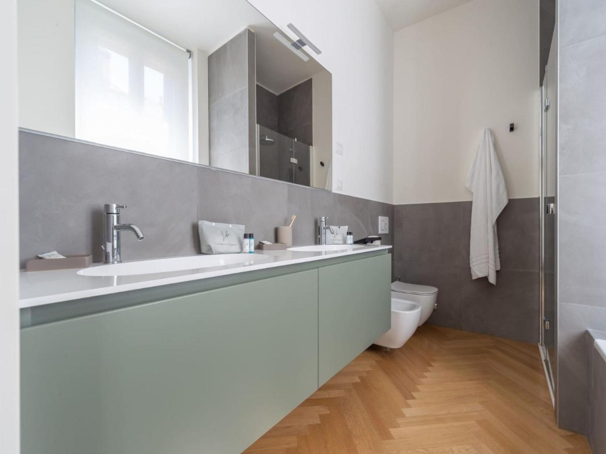 The Best Rent - Spacious Three-bedroom With Terrace Milan