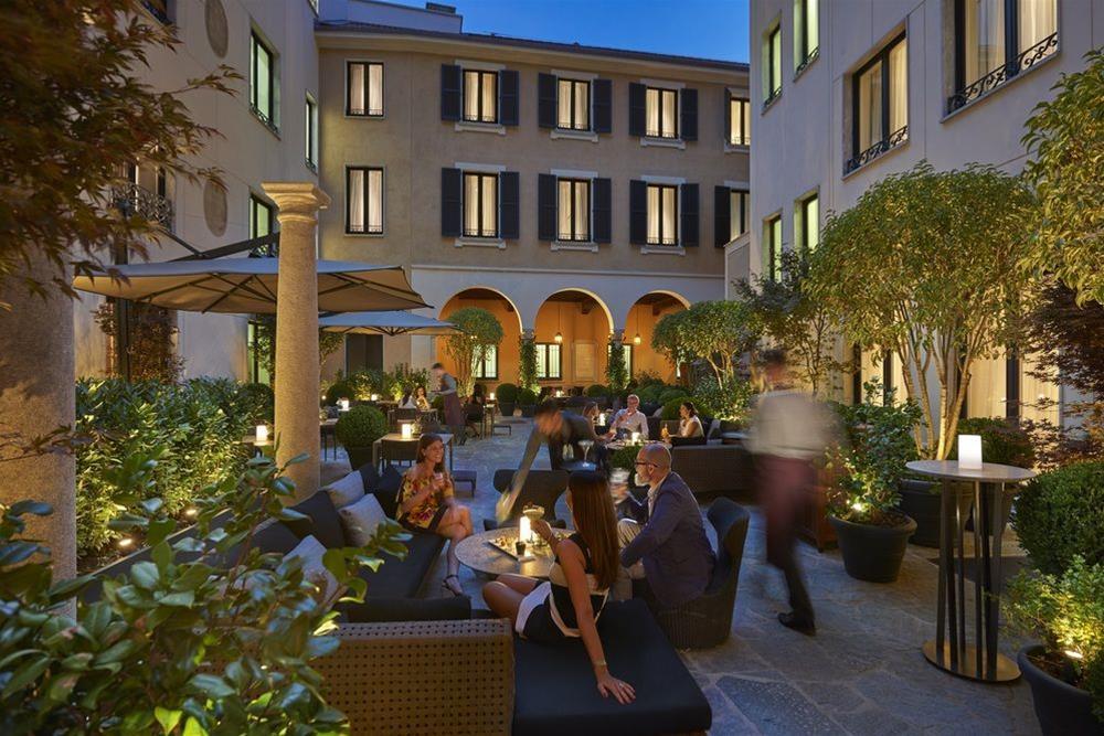 Mandarin Oriental, Hotel