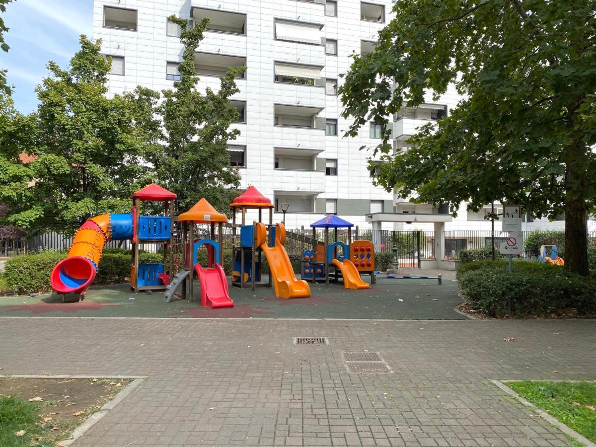 Con Giardino Max 6 Persone Sulla Mm3 Gialla Appartamento