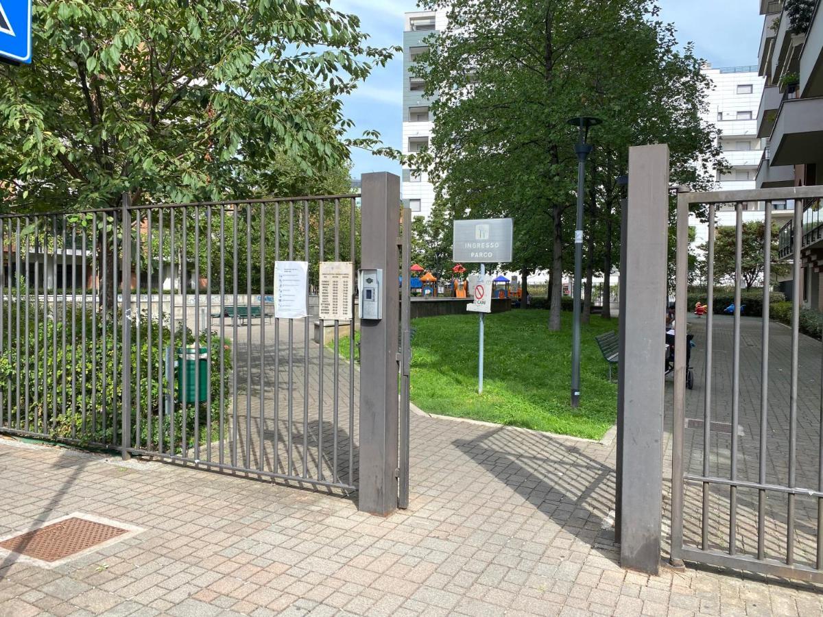 Con Giardino Max 6 Persone Sulla Mm3 Gialla Appartamento