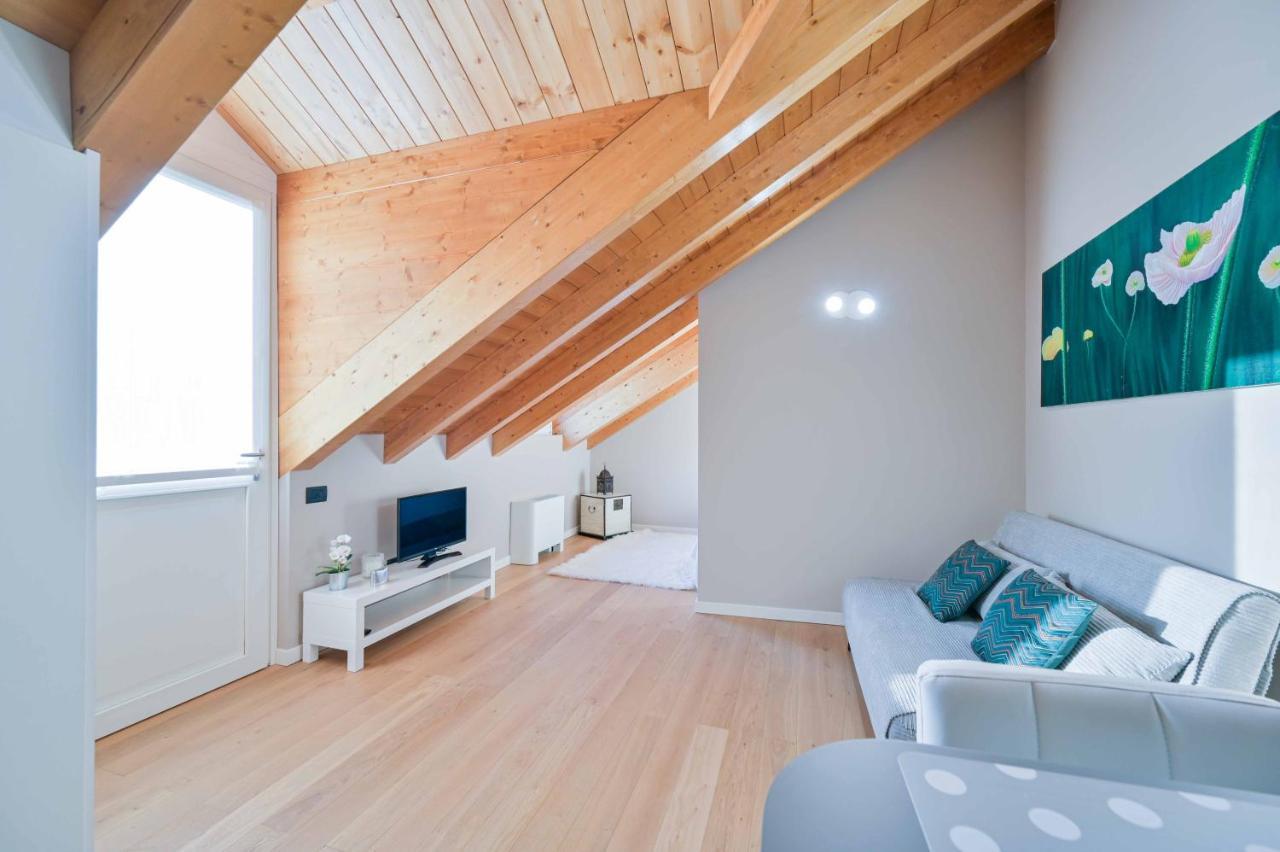 Porta 92 Romana Apartment