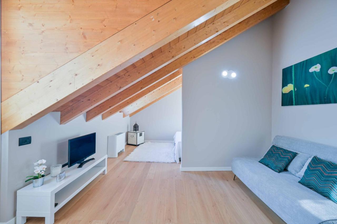 Apartment Porta 92 Romana *