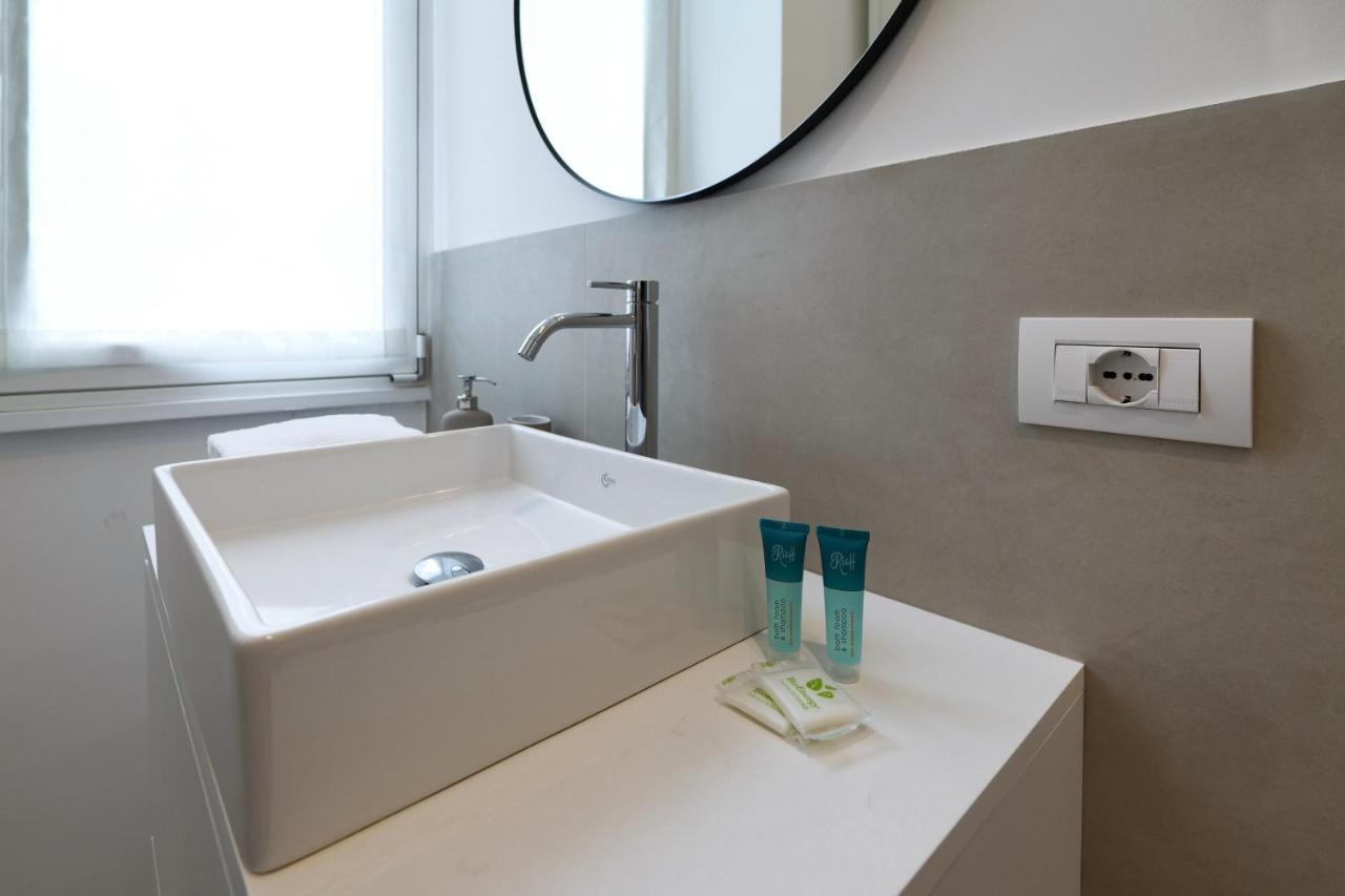 Contempora - Cermenate 54b * Milan