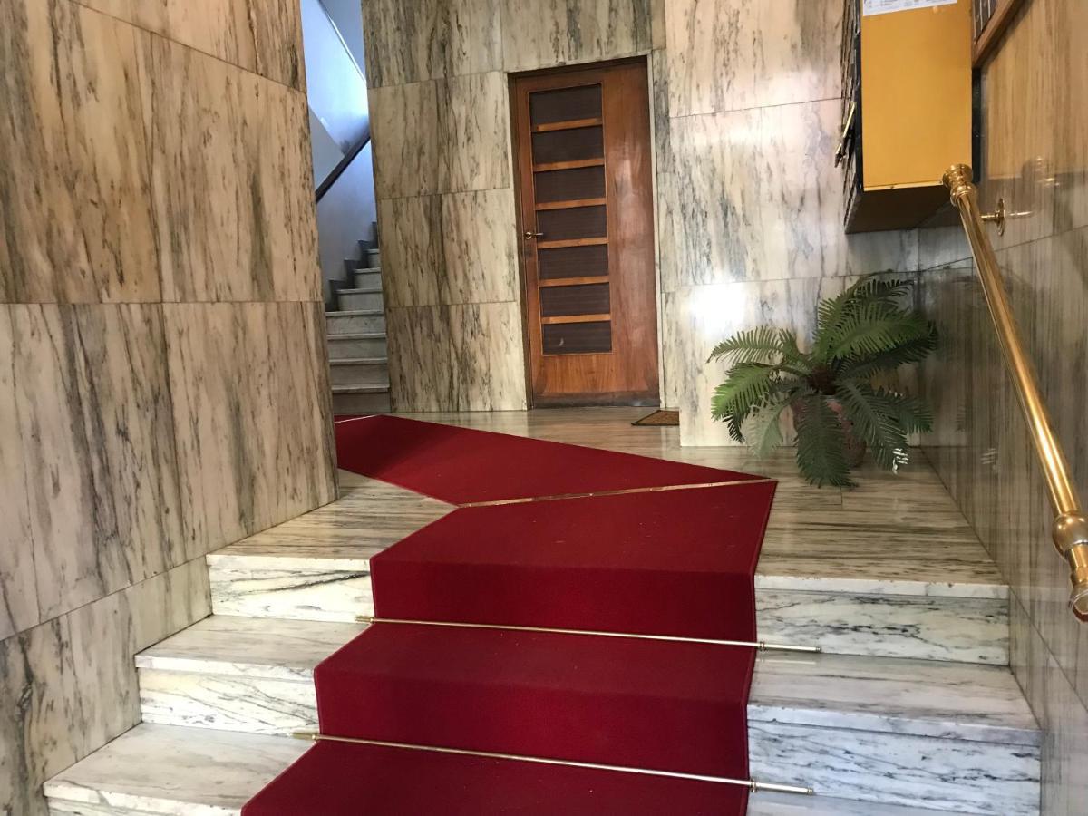 25 - Near Metro M3 * Milan