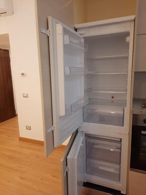 N&ghomesweethome Raffaelloelegante Ideale Affari Apartment Milan