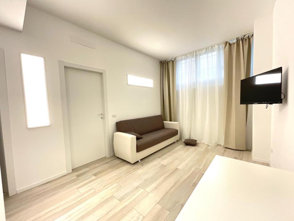 Viale Lunigiana Big Apartment Milan