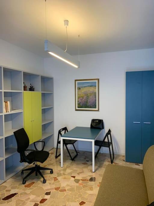 Apartamento Cozy 1-room In Giambellino Milão