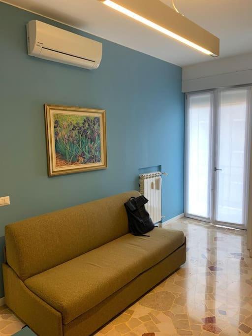Apartamento Cozy 1-room In Giambellino