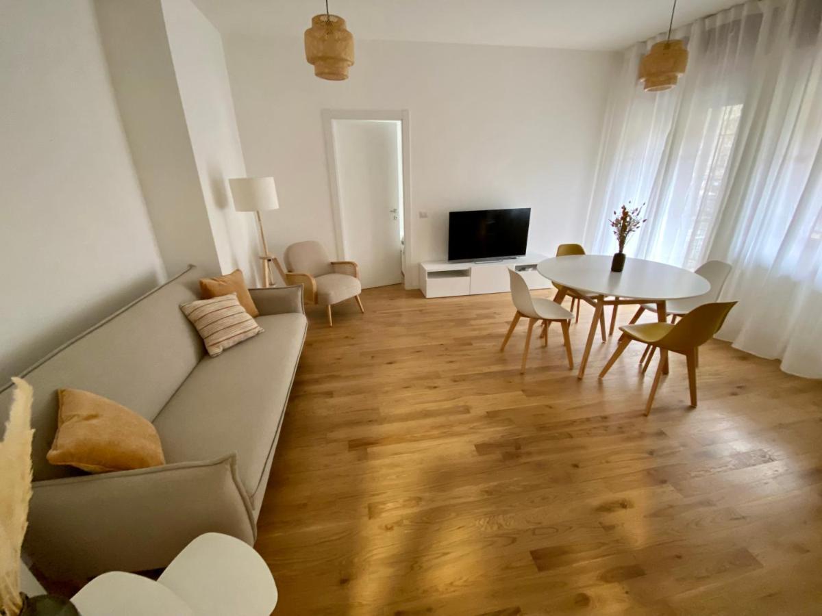 Brand New Flat Ready To Welcome You To Milan! Apartment Milan