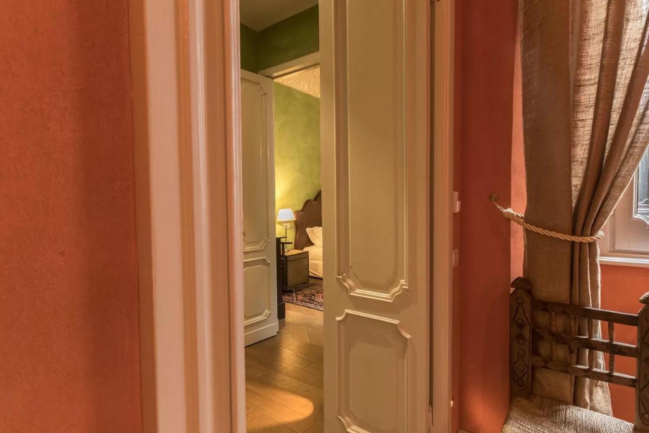 Italianway - Borgonuovo 12 Apartment Milan