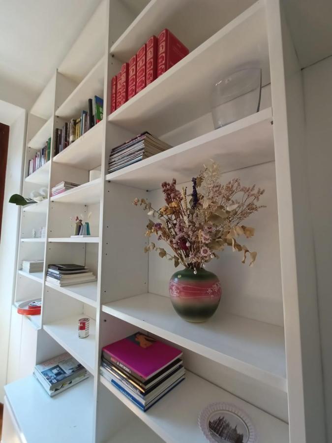 Charming Design Into Navigli District Apartment Milan