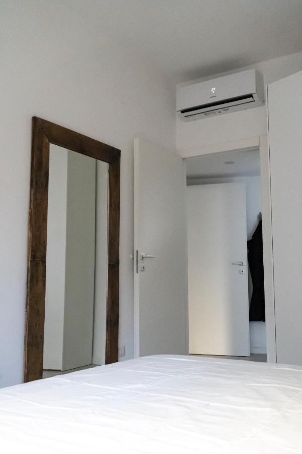Little World Affori District 4 Pax Wifi Apartment *
