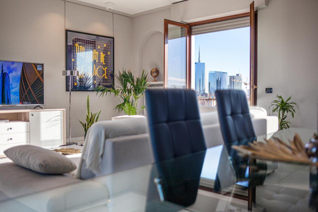 Stelvio Rooftop - Penthouse Skyline With Terrace And Jacuzzi * Milan
