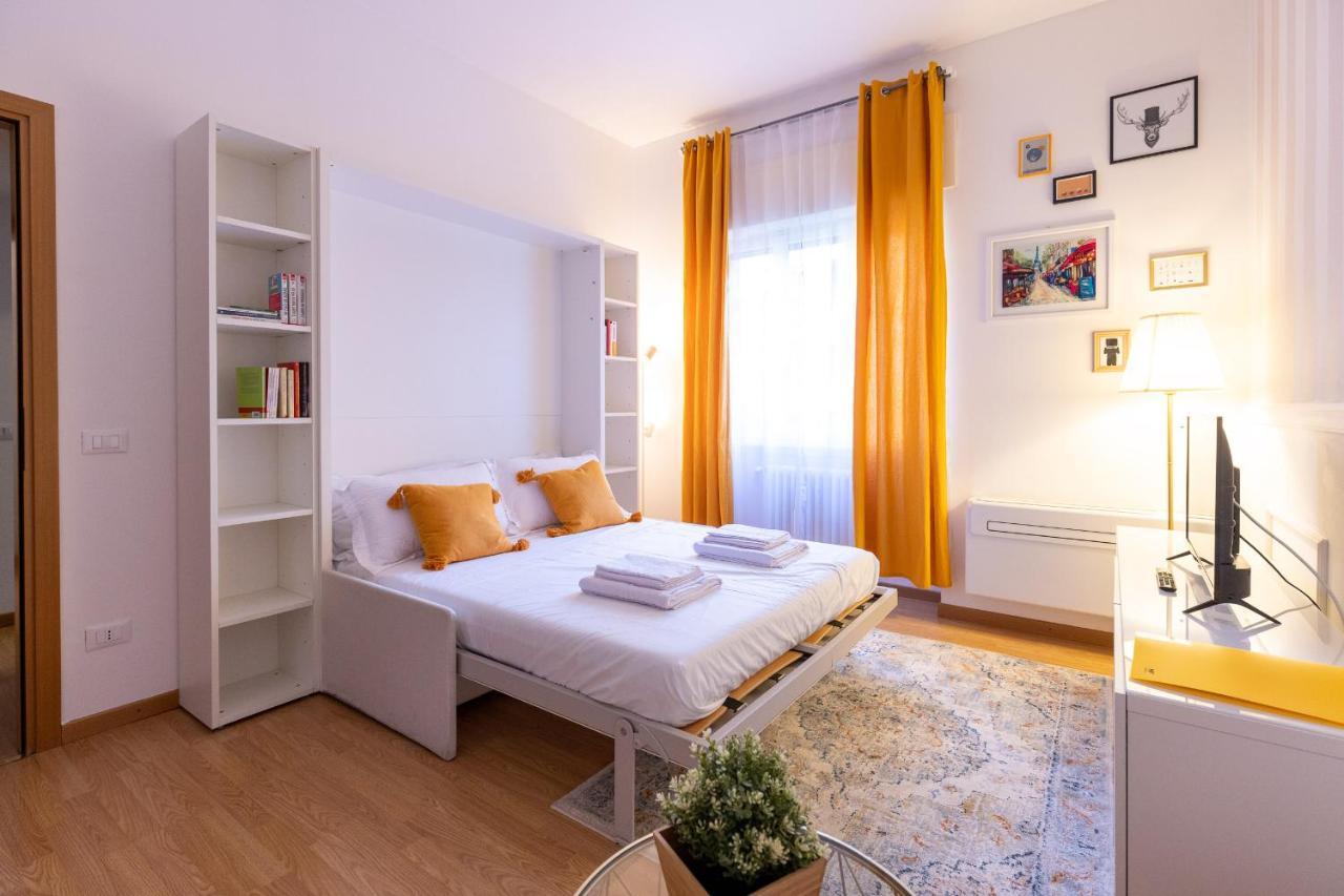 Apartment Piccola Parigi Design Milan