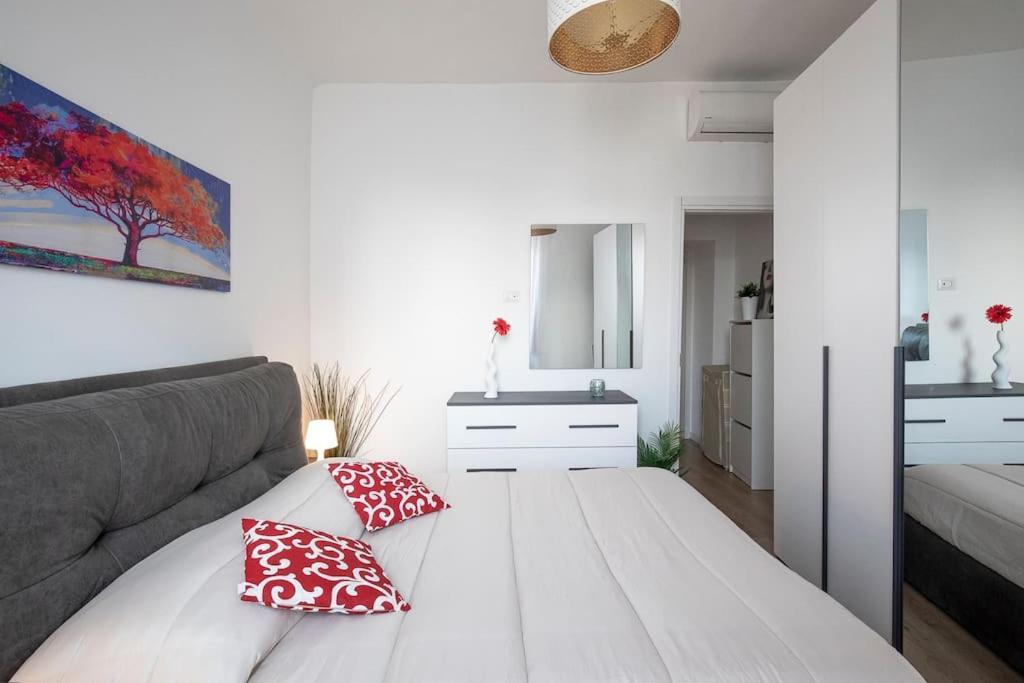 Apartment Duomo 10 Min Cozy Netflix + Wifi Milan