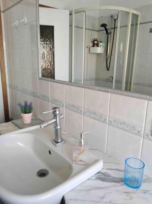 Lovely Flat, Super Connected To The Centre,wifi,4p