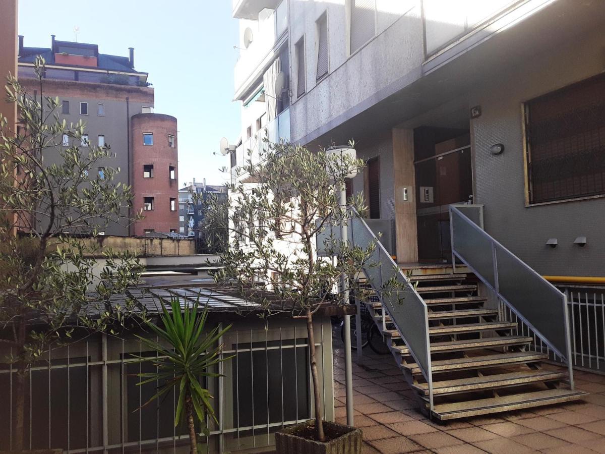 Camera A Zona Nolo Cimiano * Milão