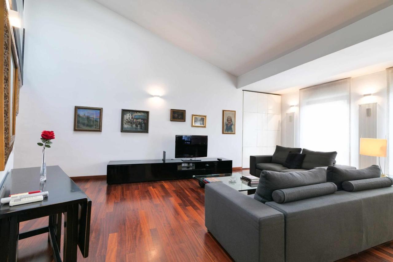 Npa20 Luxury Large In Navigli District Milão