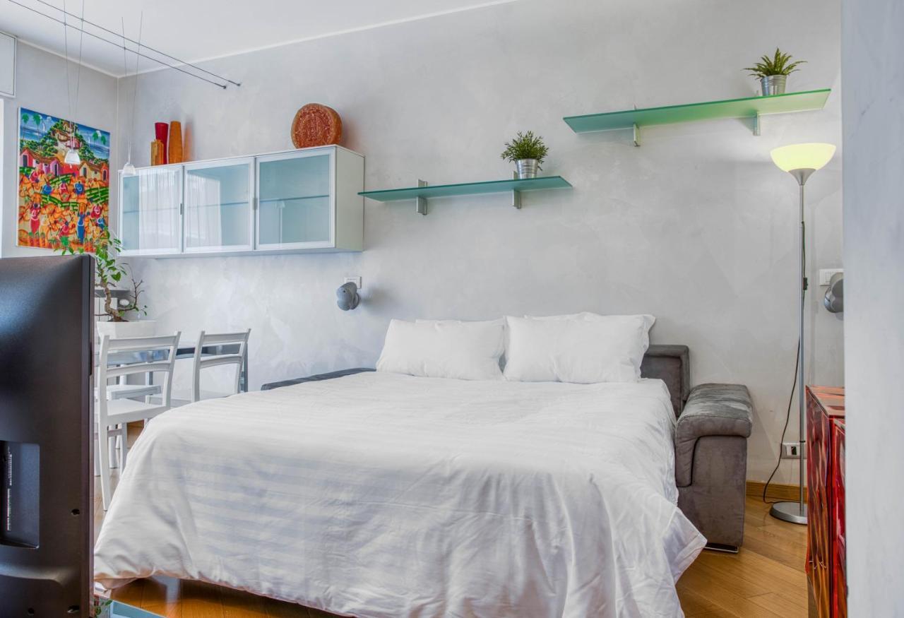 Joivy Vibrant Flat With Balcony Milão
