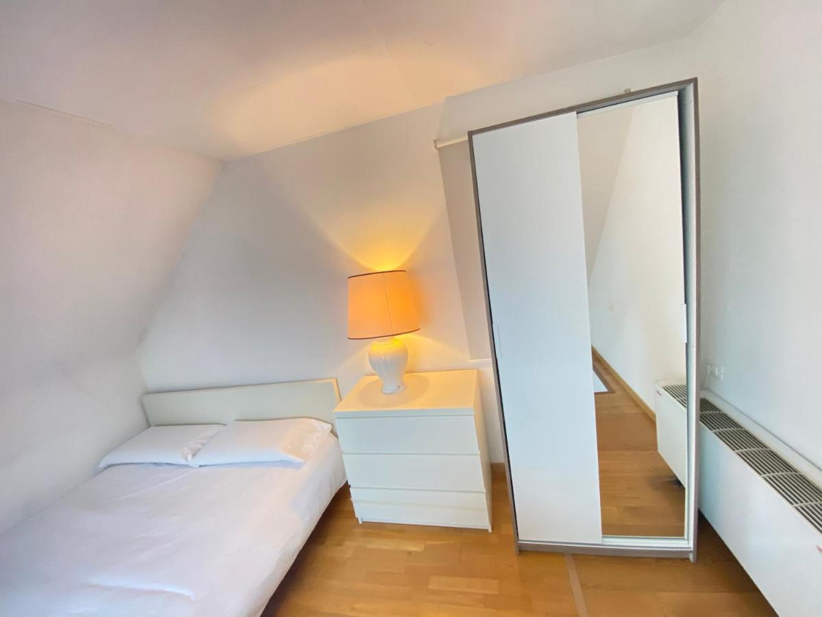 Vetra - Luminoso Attico Con Balcone Apartment *