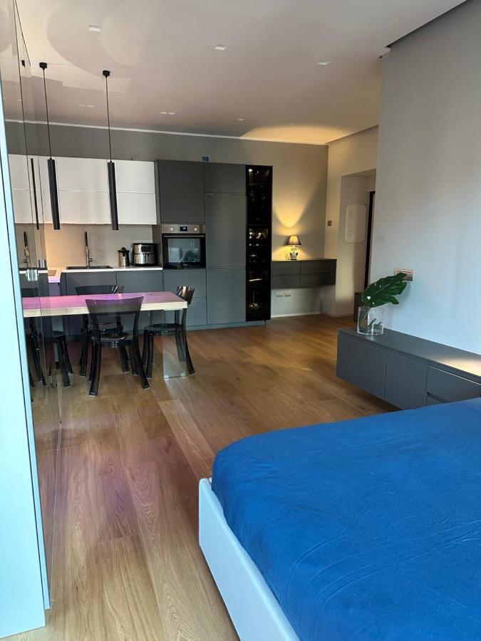 Apartment Lr Deluxe - Fondazione Prada - Metro M3 Milan