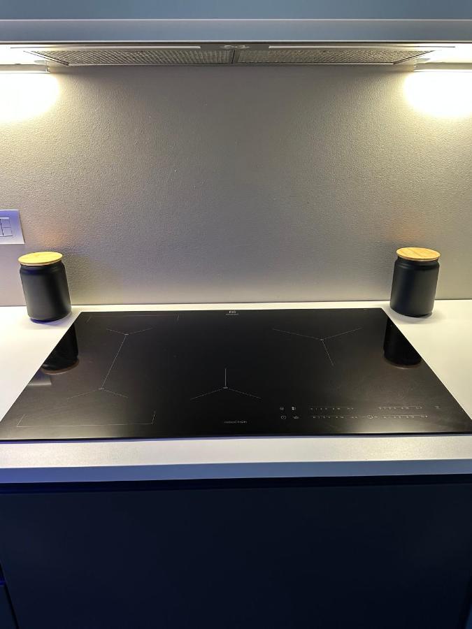 Lr Deluxe - Fondazione Prada - Metro M3 Milan