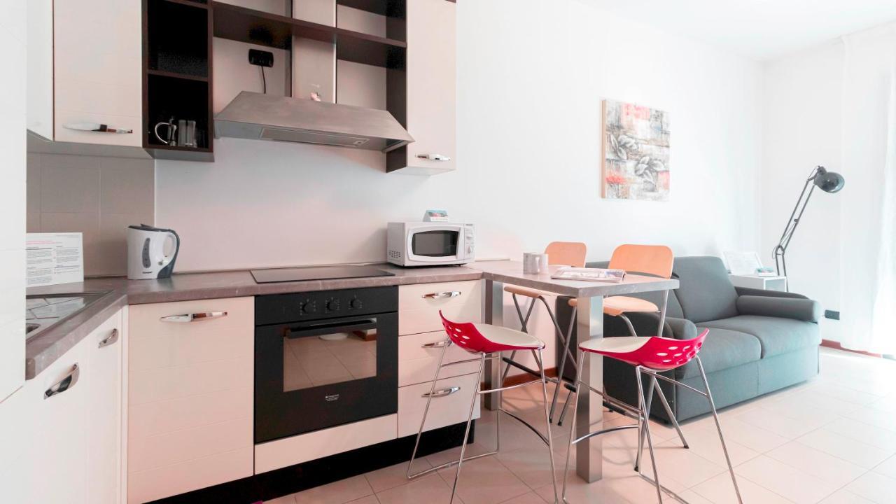 Italianway - Zuretti 32 * Milan