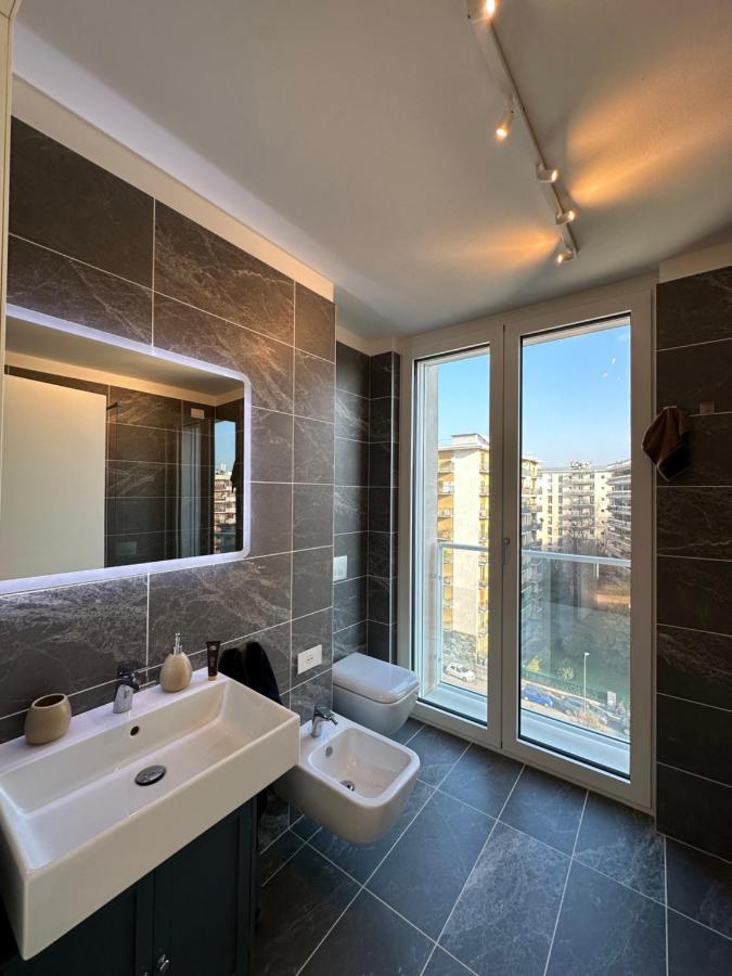 Torre - Luxury Modern Flat Milano