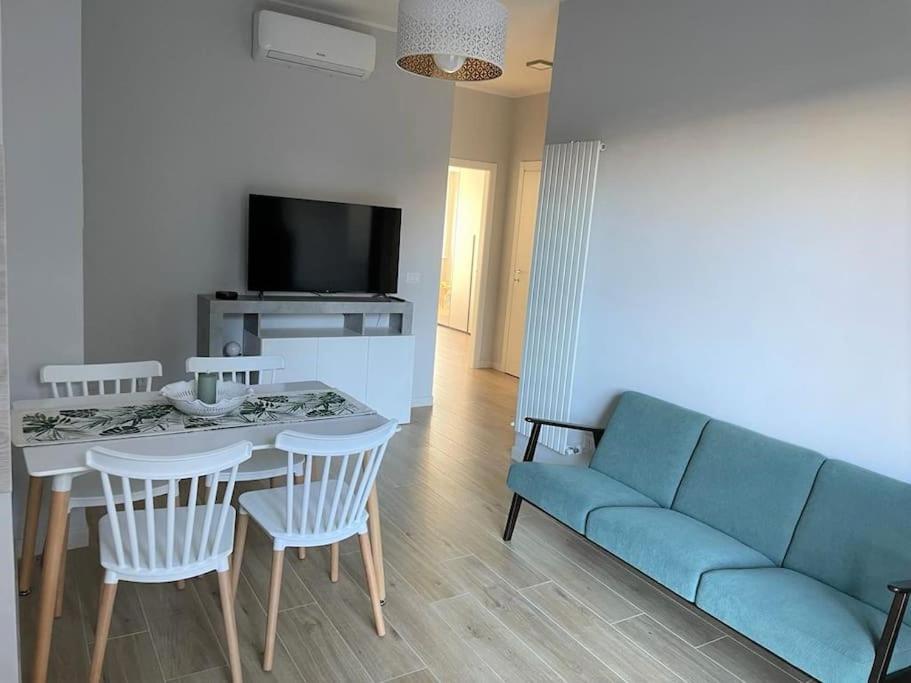 Tia's - Naviglio Pavese Apartment