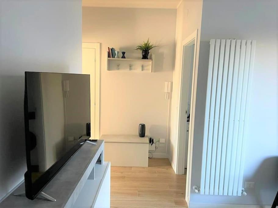 Apartment Tia's - Naviglio Pavese