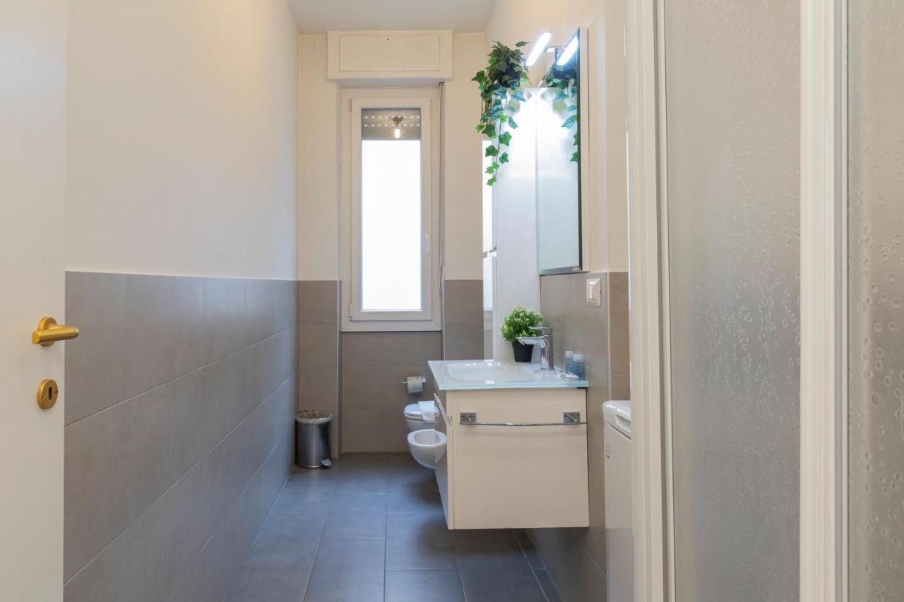 Apartamento Renovated Close To Station Ponte Seveso 42 *