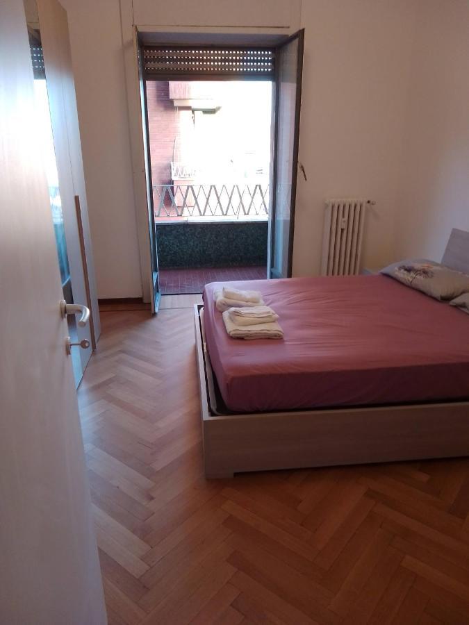 Viale Monza Gorla M1 Apartment *