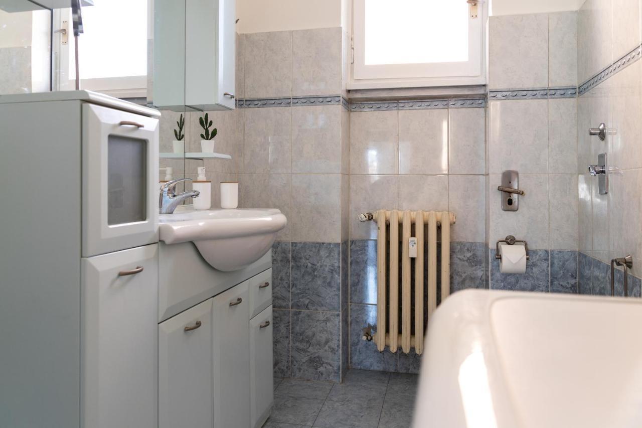 Accomodo Mit12 Trivano Linate Apartment Milan