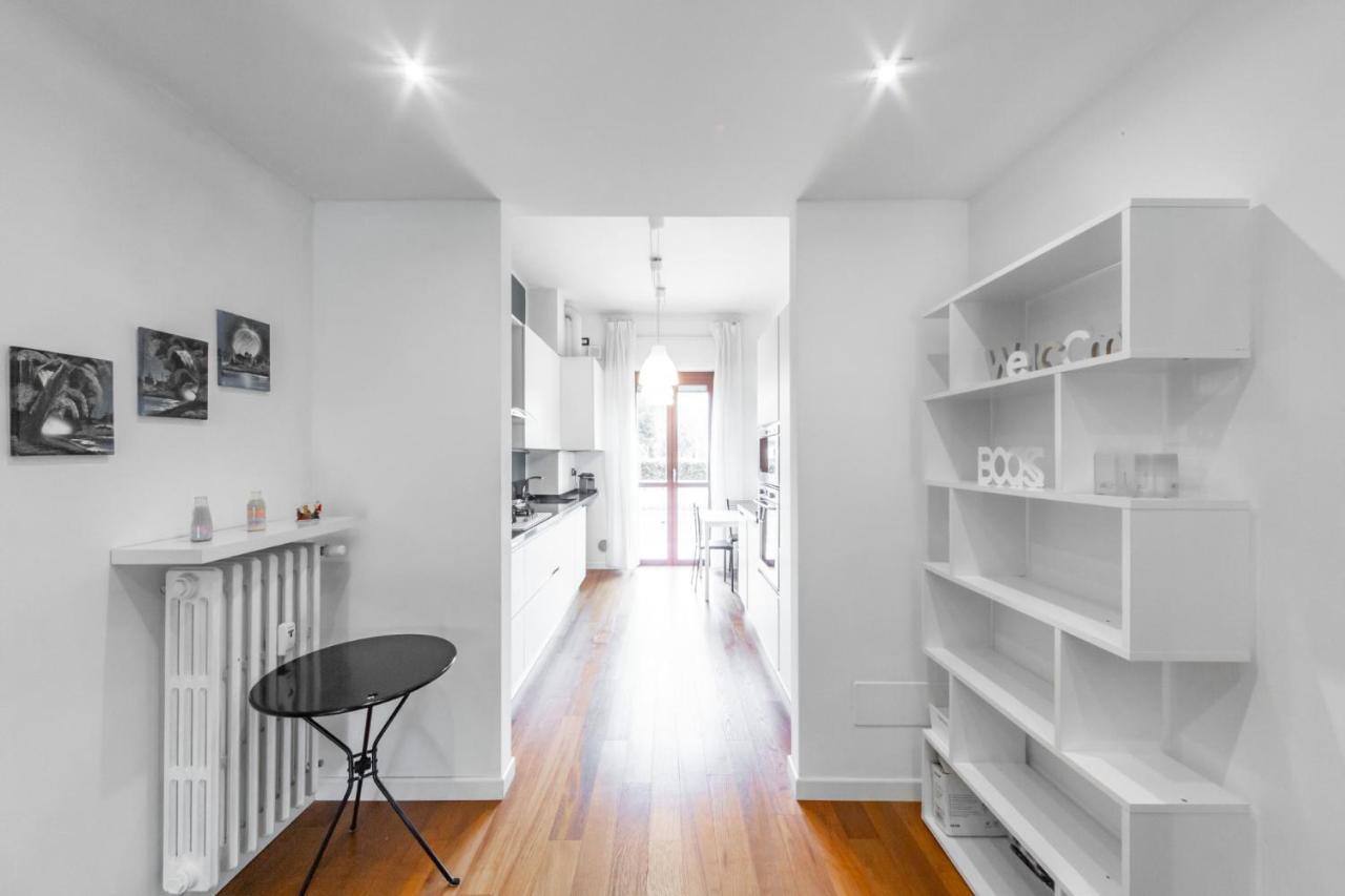 Apartment Easylife - Lussuoso Trilocale Con Balcone E Vasca Idromassaggio In Zona Barona
