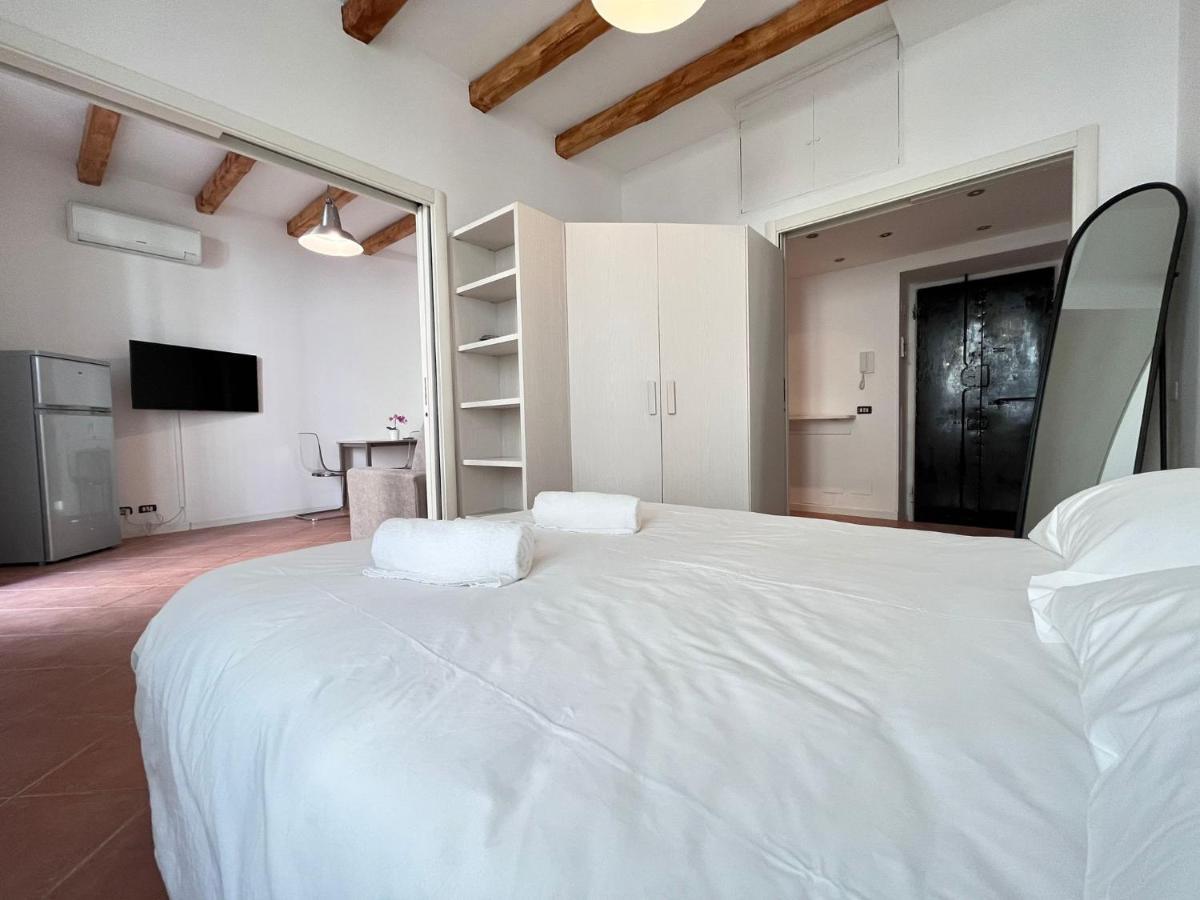 Appartamento Kibilu - Via Palazzi - Stazione - Corso Buenos Aires - Shopping Area *