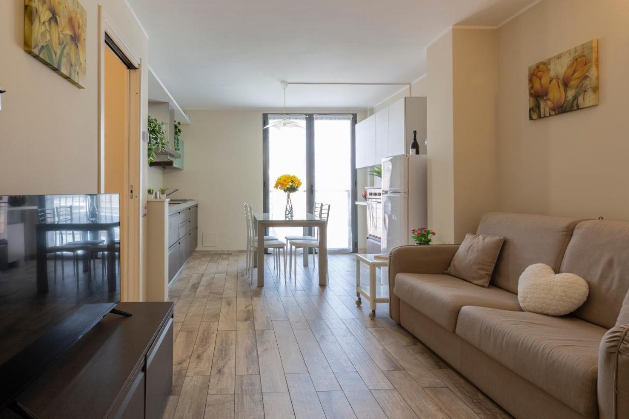 Salomone - Mecenate District Apartment
