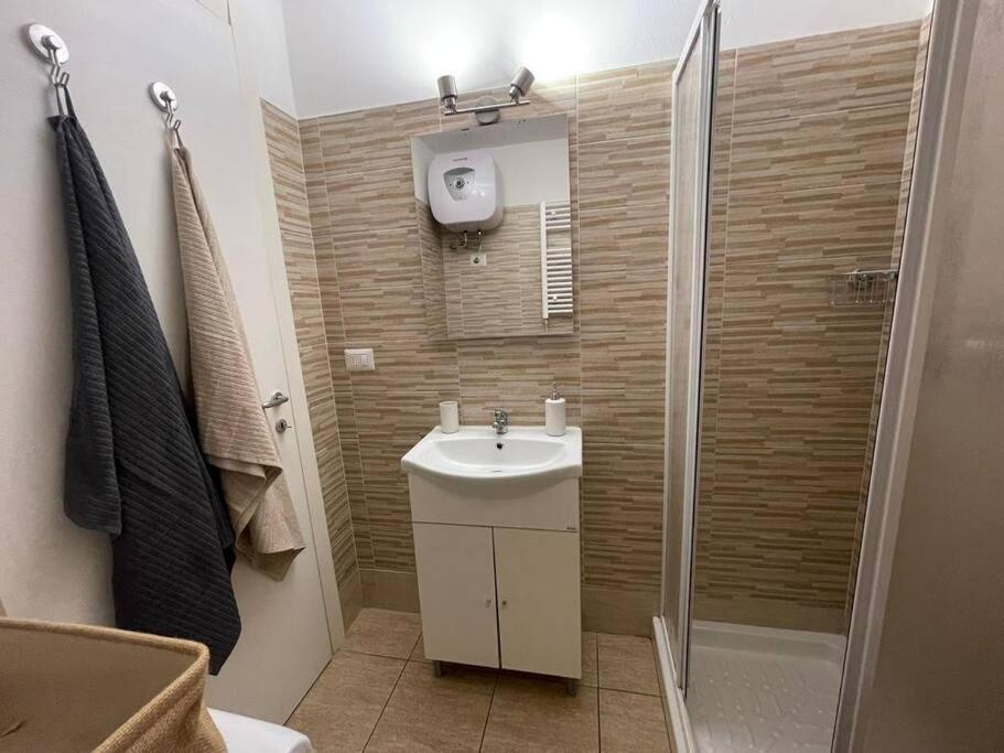 Sansiro - Fiera - Loft Strategico E Luminoso Apartamento *