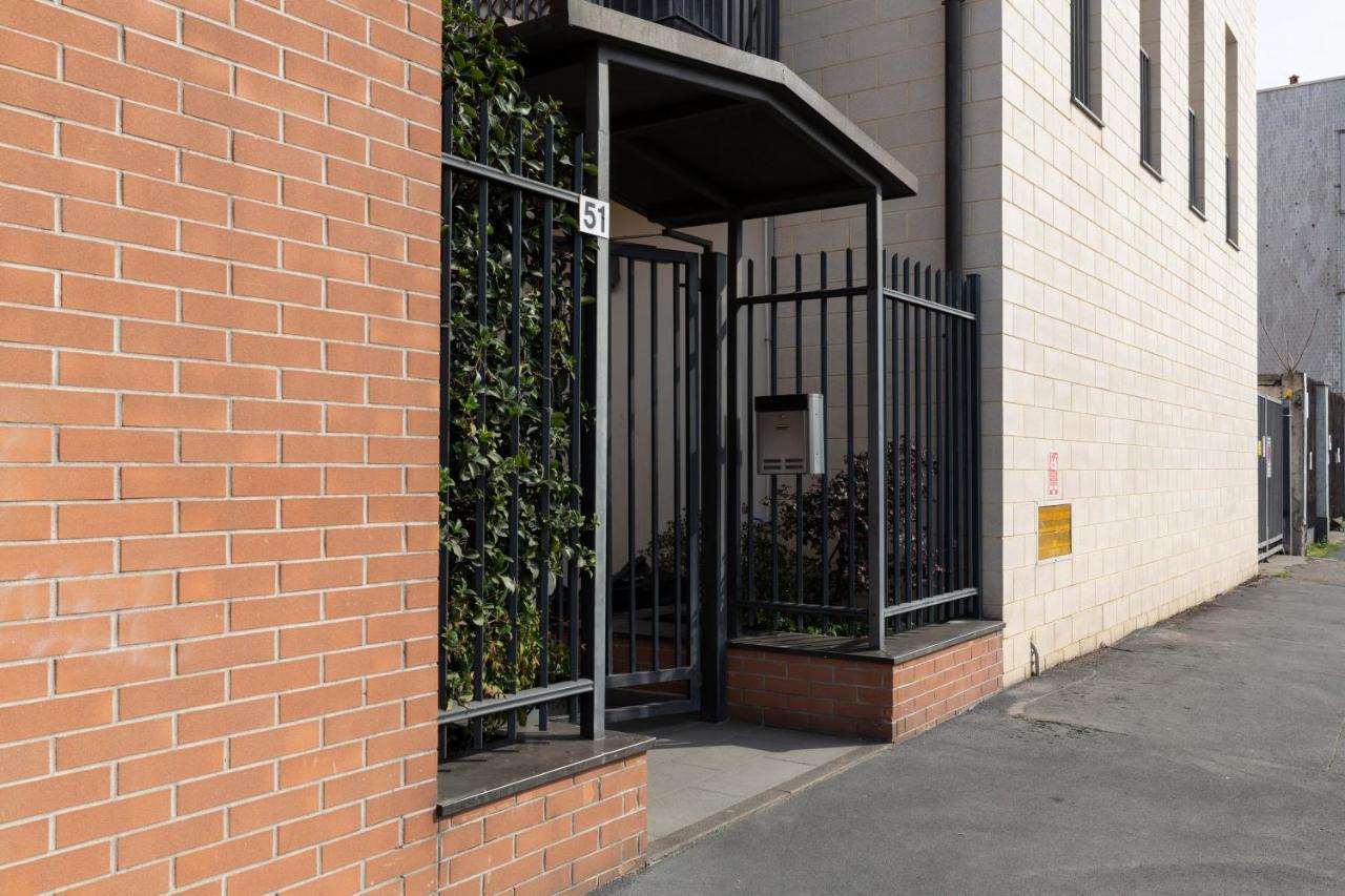 Salomone - Mecenate District Apartment Milan