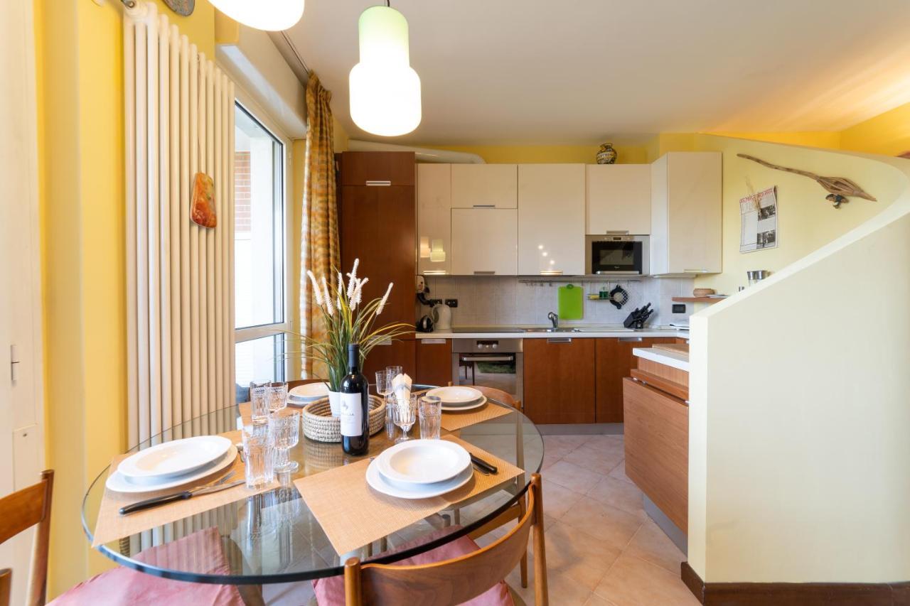 Apartment Rho-fiera Vintage House & Garage Privato