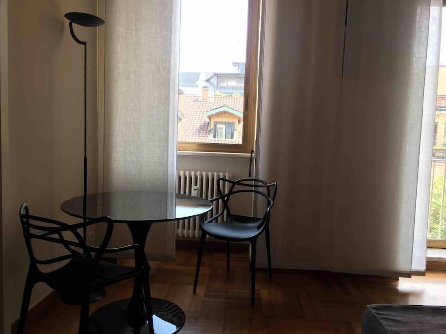 Elegant San Babila ,5 Minutes From Duomo Appartamento