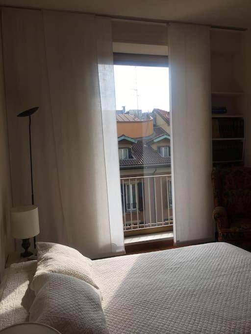 Elegant San Babila ,5 Minutes From Duomo Appartamento *
