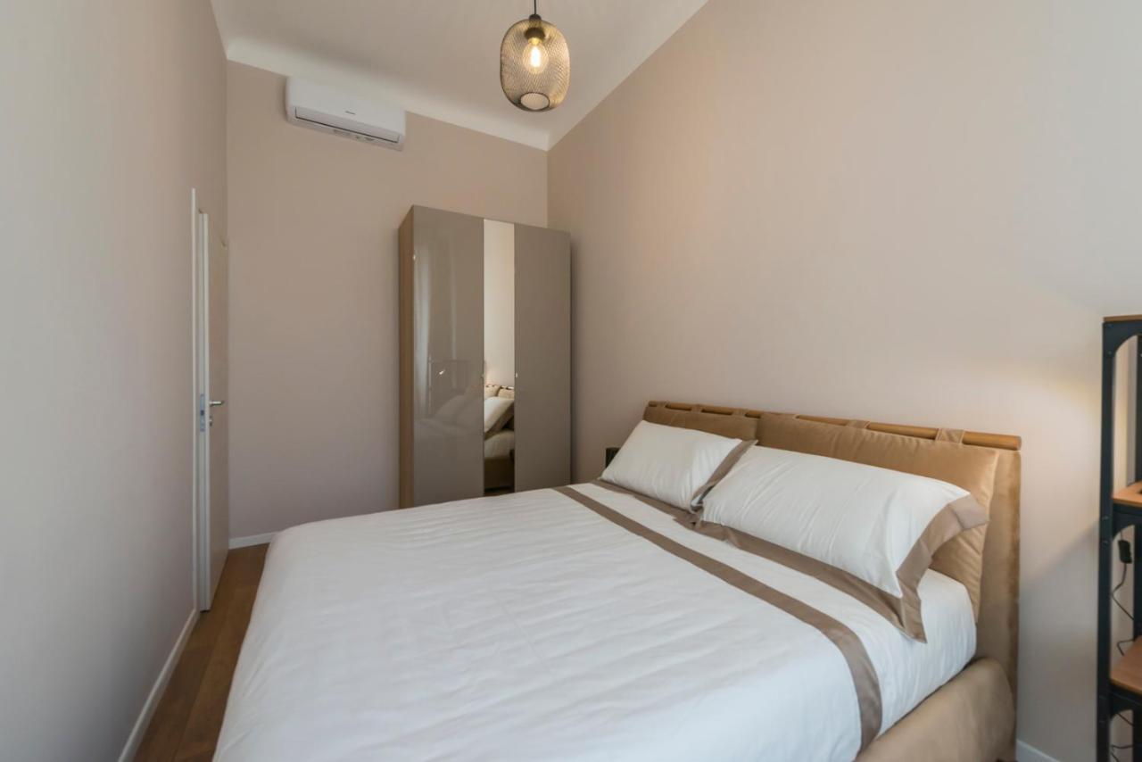 Contempora - Aselli 18 * Milan