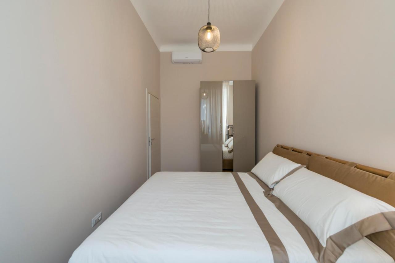 Contempora - Aselli 18 * Milan