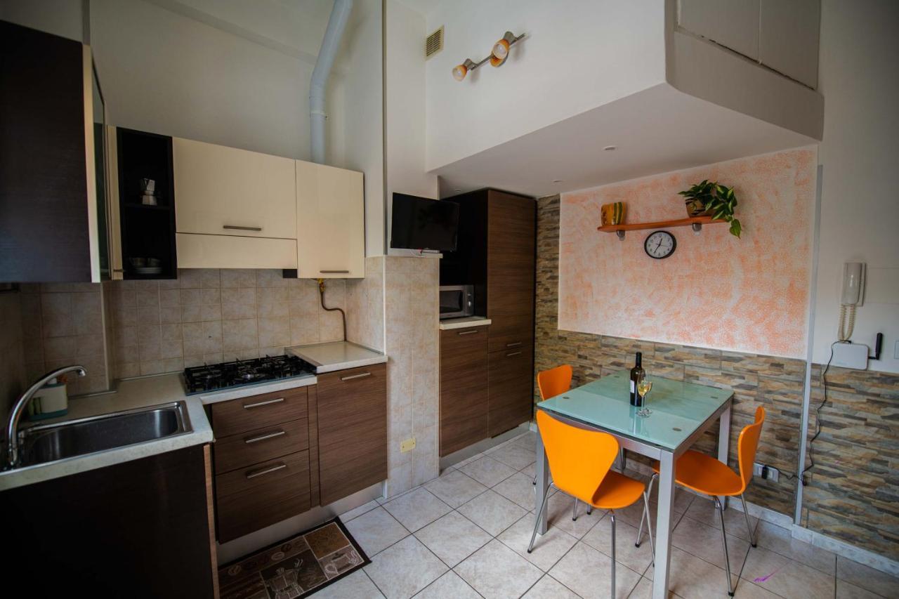 Accogliente A 8 Min Dallo Stadio San Siro E 15 Min Dal Centro Apartment Milan