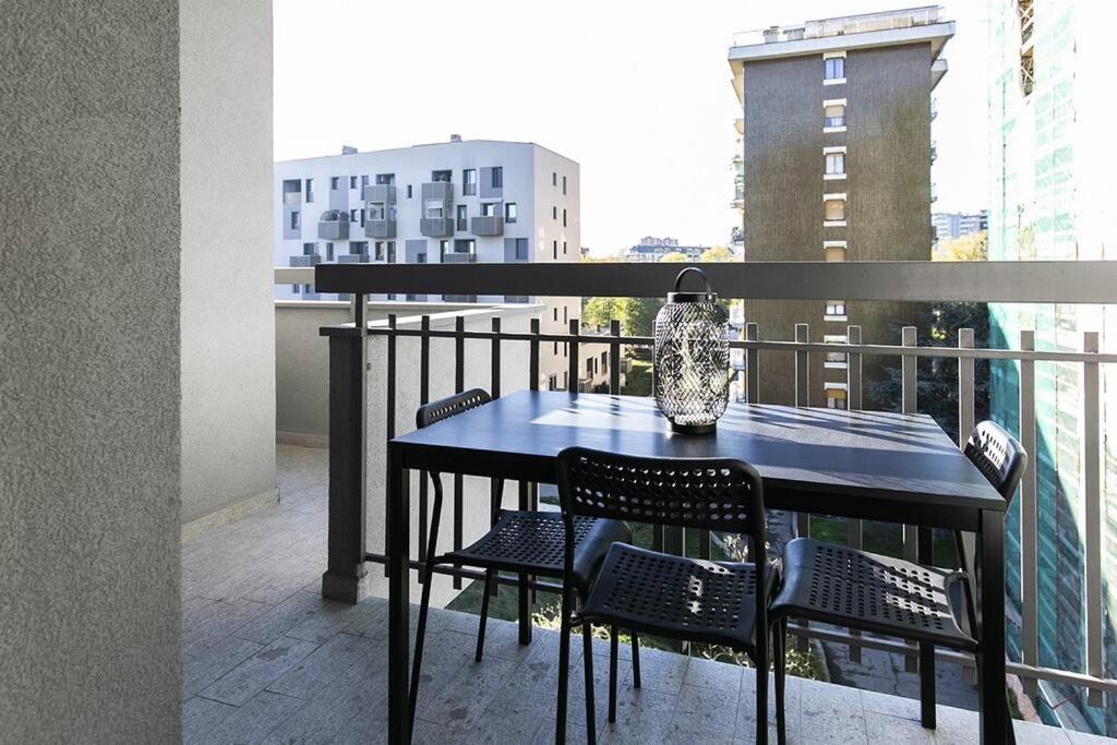 Apartamento Sansiro Citylife Spazioso Studio Apt Metro 5min *