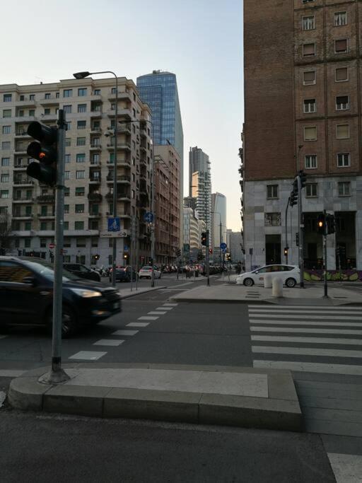 Mm3/repubblica, 2 Min. Da Staz. Milan